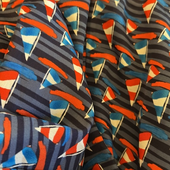 41 Hawthorne OverSized Dress | SIZE M - Picture 3 of 4